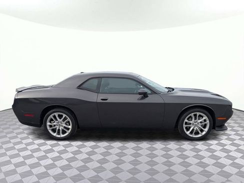 Used 2022 Dodge Challenger GT image 2