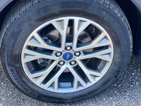 Certified 2022 Ford Escape SEL AWD/4WD image 15