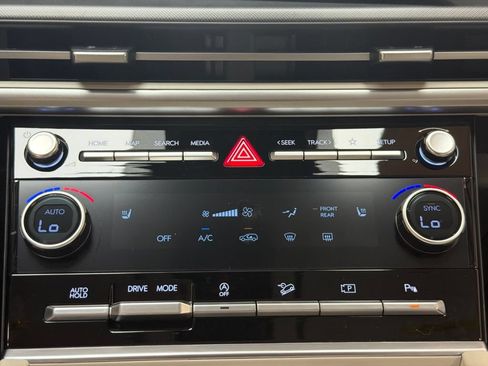 New 2027 Hyundai Santa Fe SEL FWD image 16