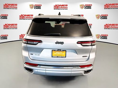Used 2023 Jeep Grand Cherokee L Overland w/ Advanced Protech Group III AWD/4WD image 17