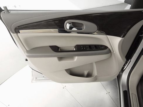 Used 2017 Buick Enclave Convenience image 8