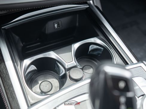 Used 2019 BMW 750i w/ M Sport Package RWD image 38