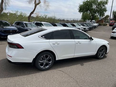 Used 2024 Honda Accord EX-L image 5