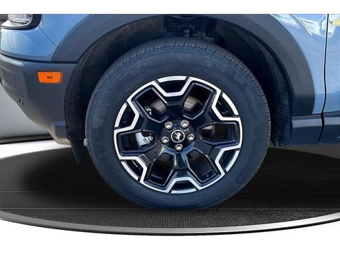Used 2025 Ford Bronco Sport Outer Banks w/ Outer Banks Tech Package+ AWD/4WD image 49
