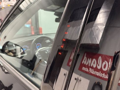 Used 2022 Ford Explorer Timberline w/ Timberline Technology Package image 21