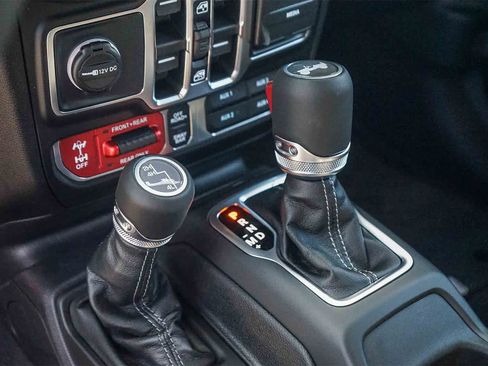 New 2026 Jeep Wrangler Unlimited Rubicon w/ Safety Group image 20