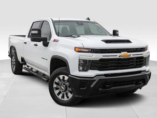 Used 2025 Chevrolet Silverado 2500 Custom w/ Custom Value Package AWD/4WD video 2