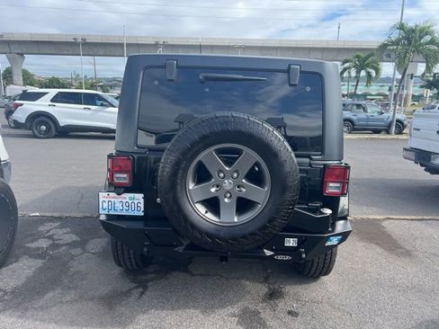 Used 2015 Jeep Wrangler Unlimited Sport image 5