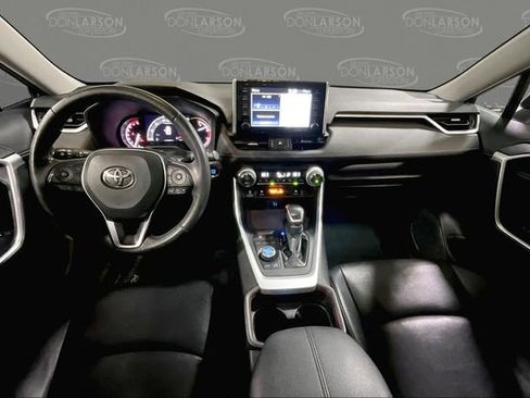 Used 2019 Toyota RAV4 Limited w/ Cold Weather Package image 20