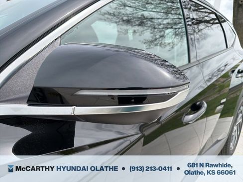 Used 2025 Hyundai Tucson Limited AWD/4WD image 22
