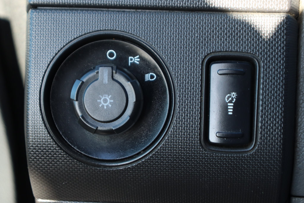 Used 2017 Ford F650 2WD SuperCab Super Duty image 27