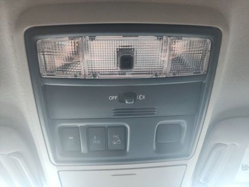 Used 2018 Toyota 4Runner SR5 image 23