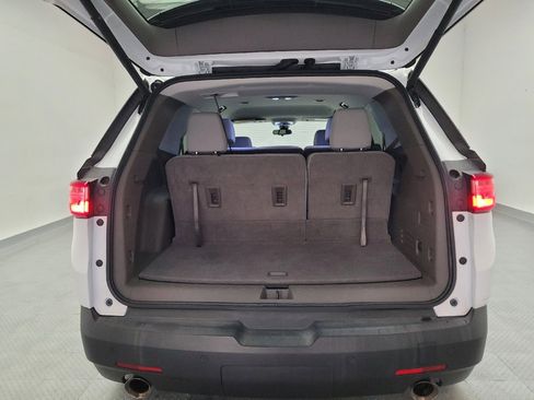 Used 2021 Chevrolet Traverse LT FWD image 29