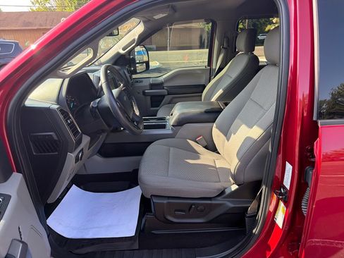 Used 2020 Ford F150 XLT w/ Equipment Group 302A Luxury AWD/4WD image 28