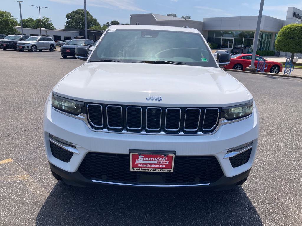 New 2024 Jeep Grand Cherokee Limited 4xe w/ Luxury Tech Group II AWD/4WD image 9