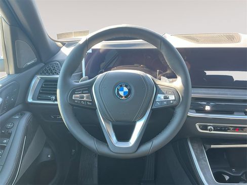 New 2026 BMW X5 xDrive50e image 12