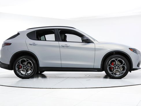 New 2026 Alfa Romeo Stelvio Sprint w/ Convenience Package AWD/4WD image 6