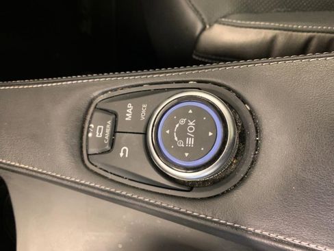 Used 2021 INFINITI QX50 Sensory image 33