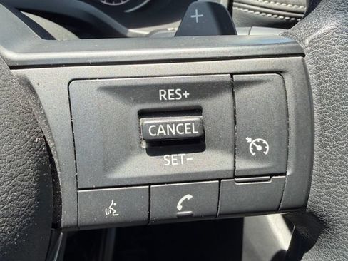 Used 2024 Nissan Rogue S FWD image 24