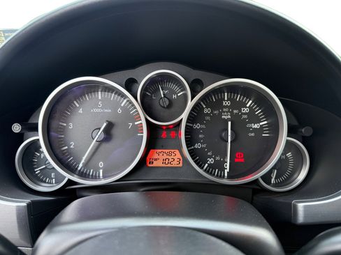 Used 2008 MAZDA MX-5 Miata Grand Touring w/ Premium Pkg image 11