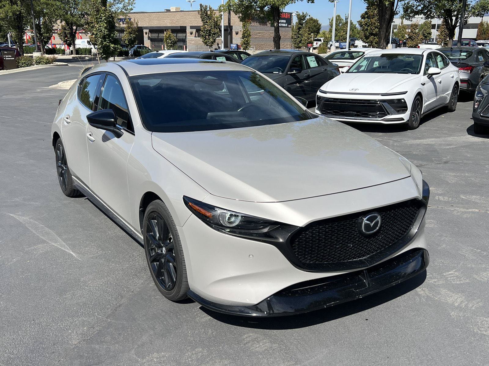 Used 2024 MAZDA MAZDA3 Hatchback w/Premium Plus Pkg AWD/4WD image 13