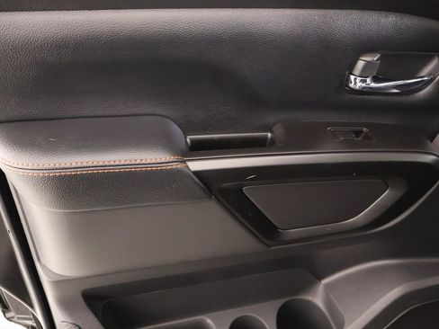 Used 2023 Nissan Titan PRO-4X w/ Pro-4x Convenience Package image 18