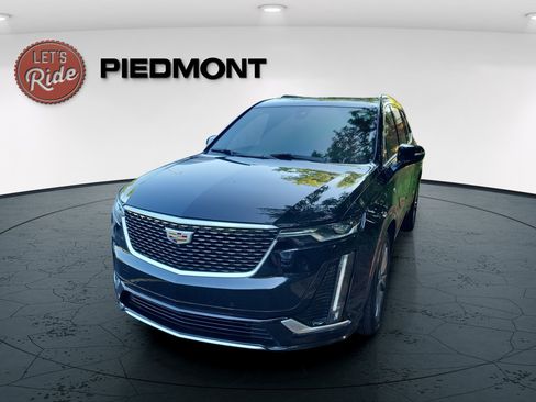 Used 2020 Cadillac XT6 Premium Luxury AWD/4WD image 1