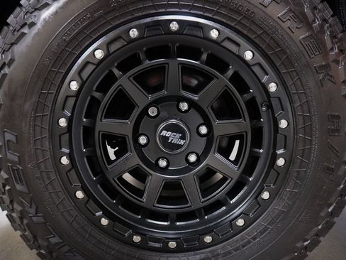 Used 2022 Toyota 4Runner SR5 Premium w/ Moonroof Package AWD/4WD image 9
