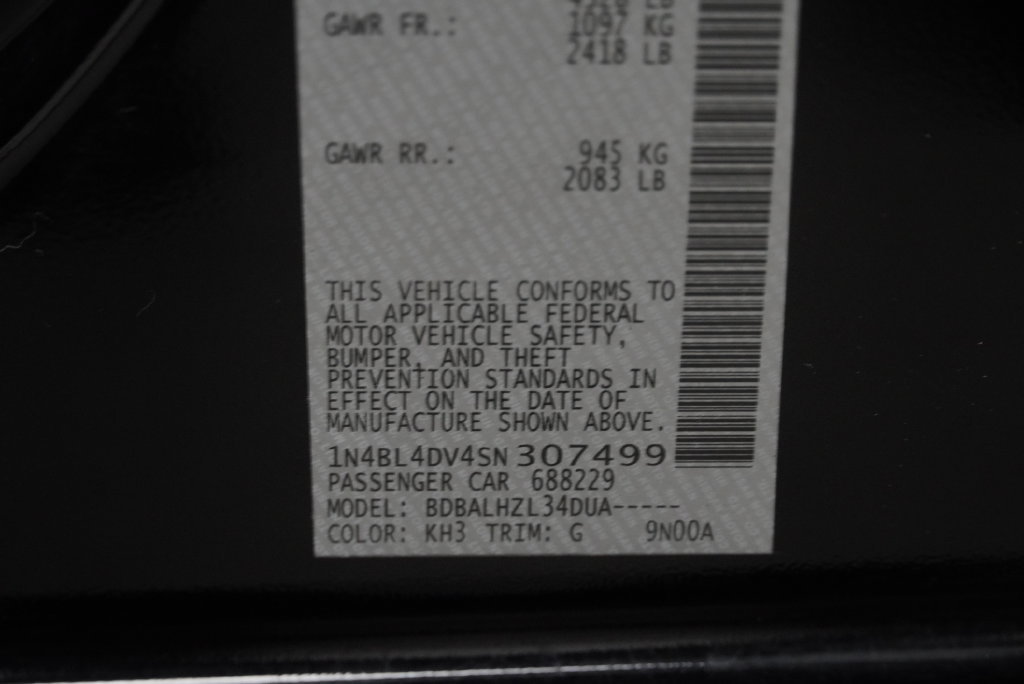 Used 2025 Nissan Altima 2.5 SV FWD image 46