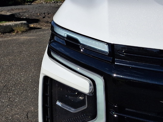 Used 2026 Chevrolet Suburban RST AWD/4WD image 29