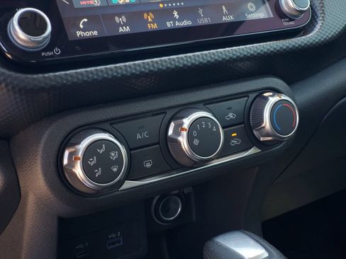 Used 2024 Nissan Kicks SV w/ Interior Electronics Package FWD image 26