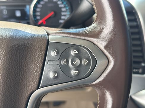 Used 2020 Chevrolet Tahoe Premier AWD/4WD image 14