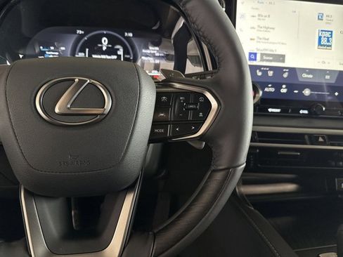 Certified 2026 Lexus RX 350h w/ Convenience Package image 26