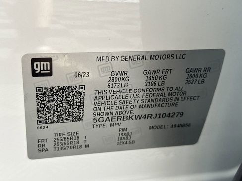 Certified 2024 Buick Enclave Essence w/ LPO, Floor Liner Package image 44