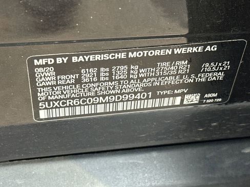 Used 2021 BMW X5 xDrive40i w/ Executive Package image 37