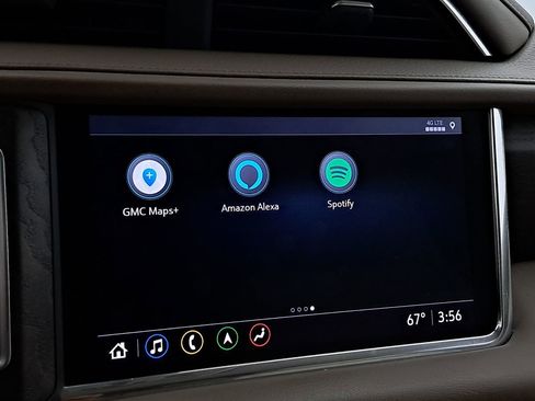 Used 2021 GMC Yukon Denali w/ Denali Premium Package image 35