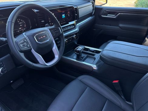 Certified 2025 GMC Sierra 1500 SLT w/ SLT Premium Plus Package image 10