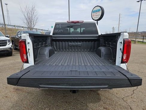 New 2026 GMC Sierra 1500 AT4 w/ AT4 Premium Package AWD/4WD image 20