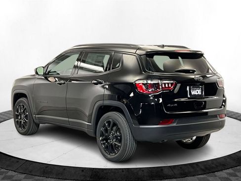 New 2026 Jeep Compass Latitude AWD/4WD image 3