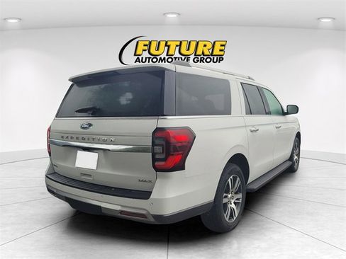 Used 2024 Ford Expedition Max Limited image 3