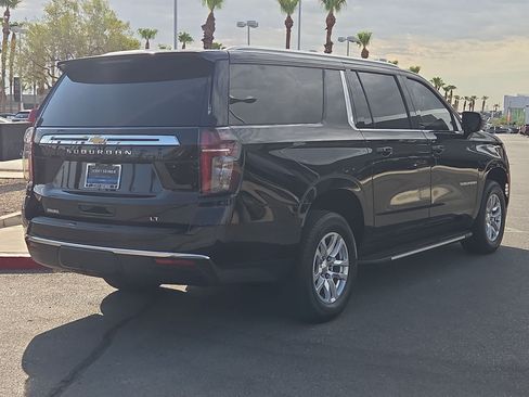 Used 2024 Chevrolet Suburban LT AWD/4WD image 5