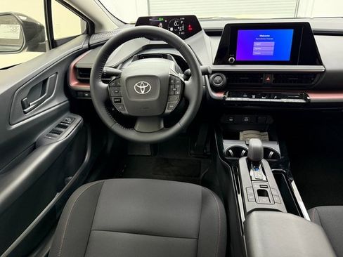 New 2026 Toyota Prius SE image 32