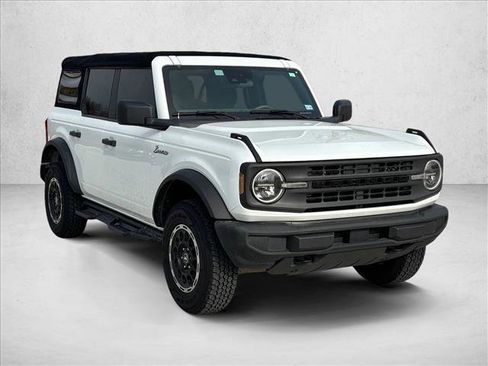 Used 2022 Ford Bronco 4-Door image 3