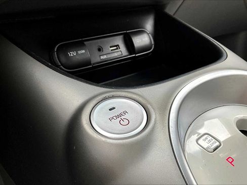 Used 2019 Kia Soul EV image 33