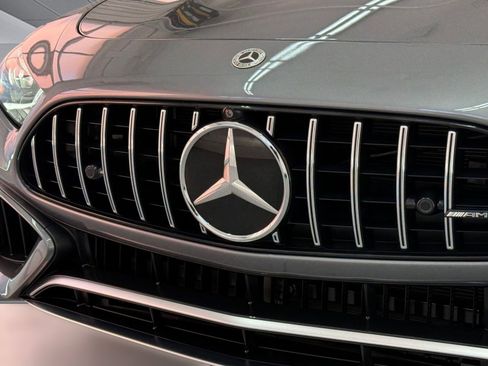 Certified 2022 Mercedes-Benz SL 63 AMG 4MATIC w/ Driver Assistance Package image 17