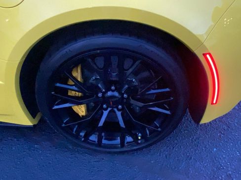 Used 2017 Chevrolet Corvette Z06 w/ Z07 Performance Package image 20