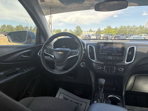 Used 2024 Chevrolet Equinox LT AWD/4WD image 3