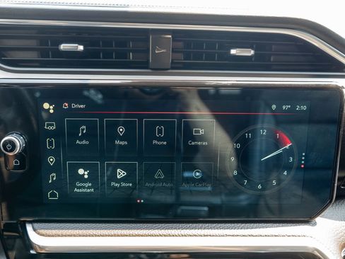 Used 2022 GMC Sierra 1500 Denali w/ Denali Reserve Package AWD/4WD image 25