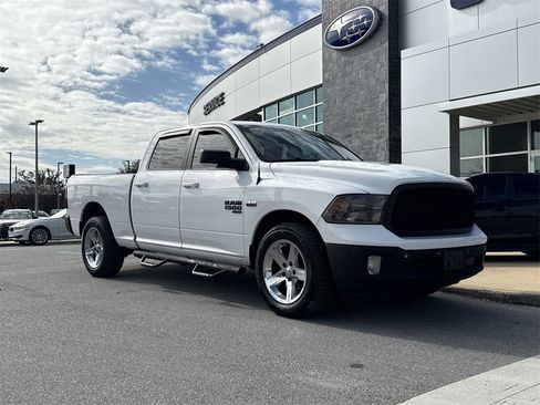 Used 2019 RAM 1500 Big Horn image 10