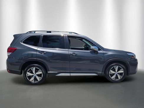 Used 2021 Subaru Forester Touring AWD/4WD image 2